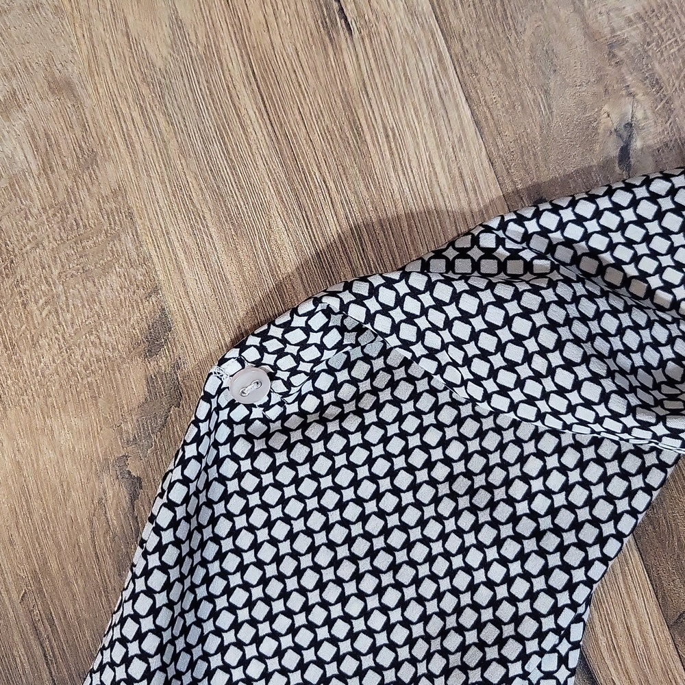 MOTHERHOOD MATERNITY Black White Empire Waist Long Sleeve Roll Tab Shirt Dress - Picture 8 of 13